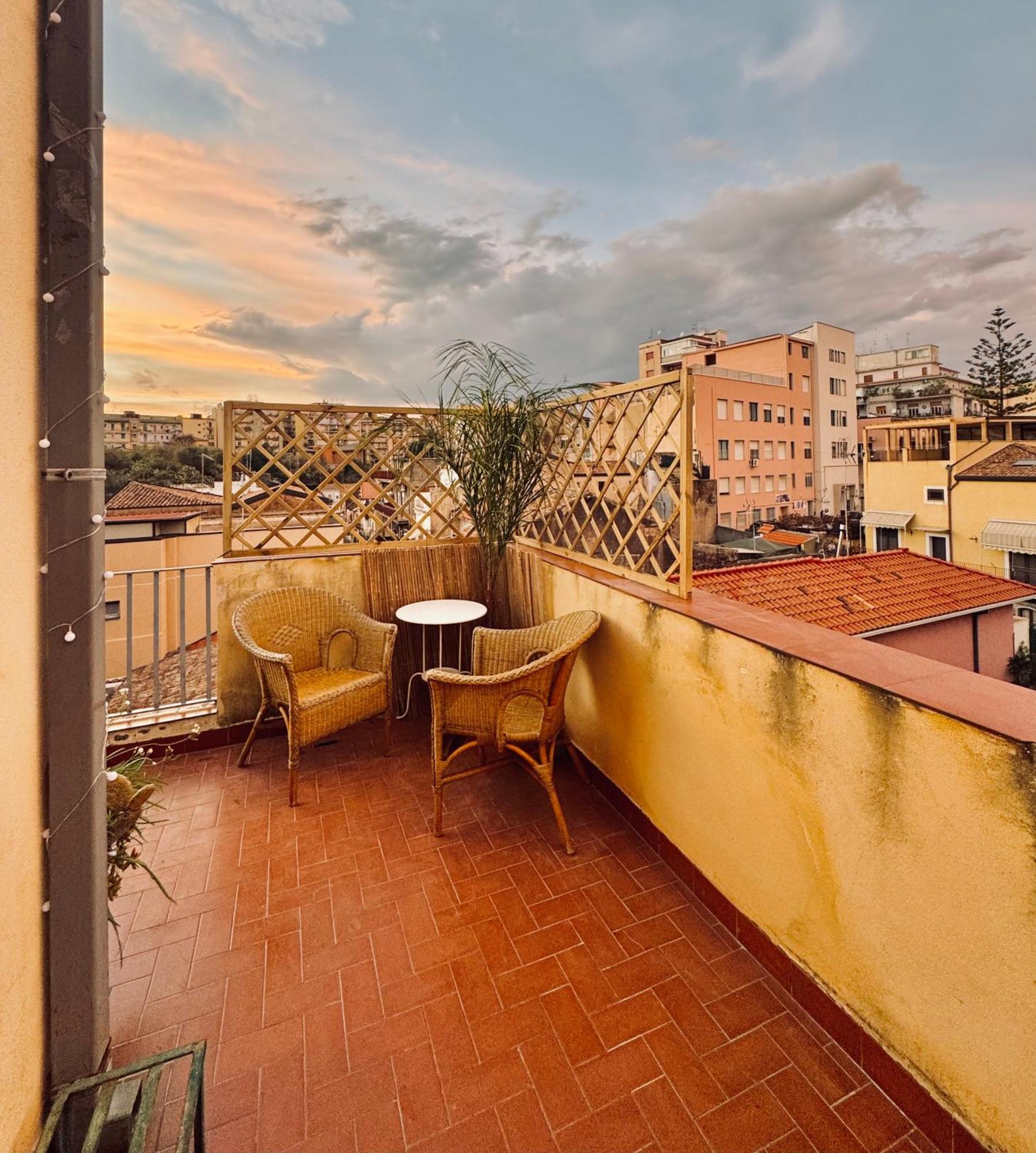 Attico Agora - Elegante Duplex Nel Cuore Di Catania-Fontanarossai nemzetközi repülőtér Kültér fotó