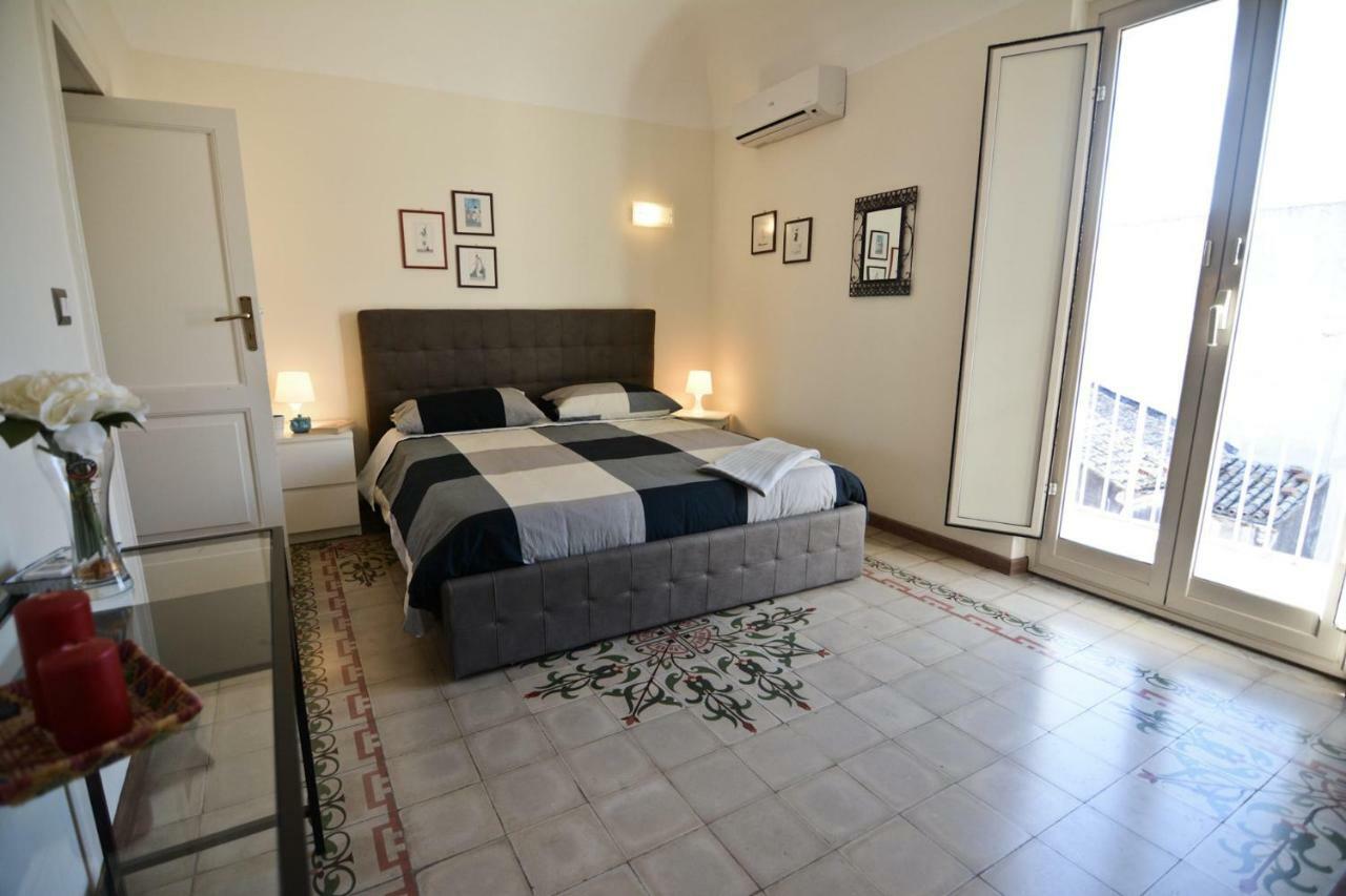 Attico Agora - Elegante Duplex Nel Cuore Di Catania-Fontanarossai nemzetközi repülőtér Kültér fotó